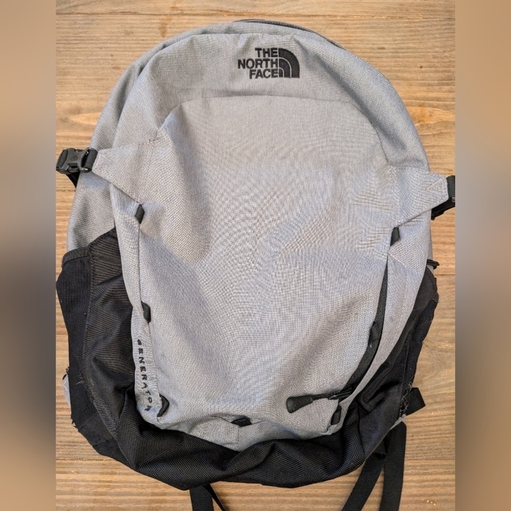 THE NORTH FACE Generator Backpack